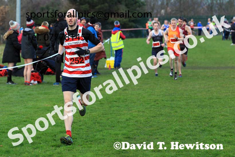Senior mens 2022 Birtley Cross Country Relays. Photo: David T. Hewitson/Sports for All Pics